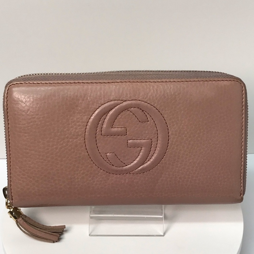GUCCI Soho Leather Zip Around Wallet 😍♥️